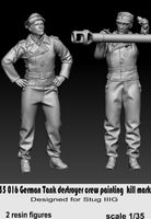 German Tank Destroyer Crew Painting Kill Mark - Designed For StuG IIIG (2 Figures, Resin) - Image 1